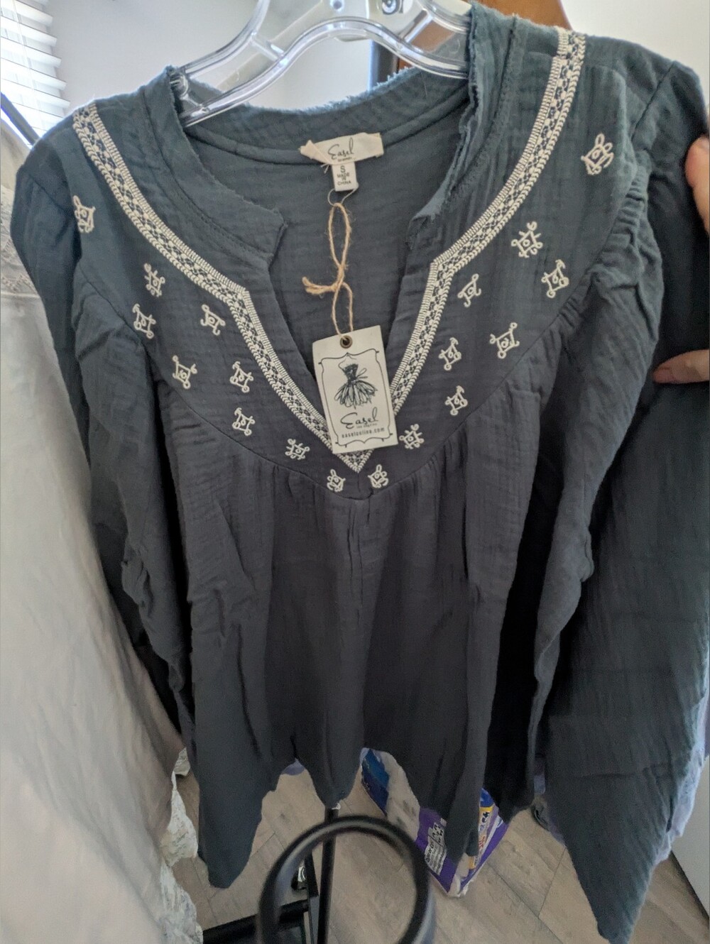 Easel 100% Cotton Gauze Top S NWT